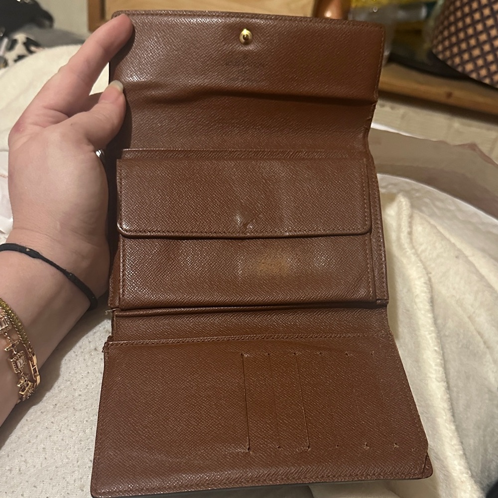 Louis Vuitton Brown Monogram Wallet - Picture 2 of 9